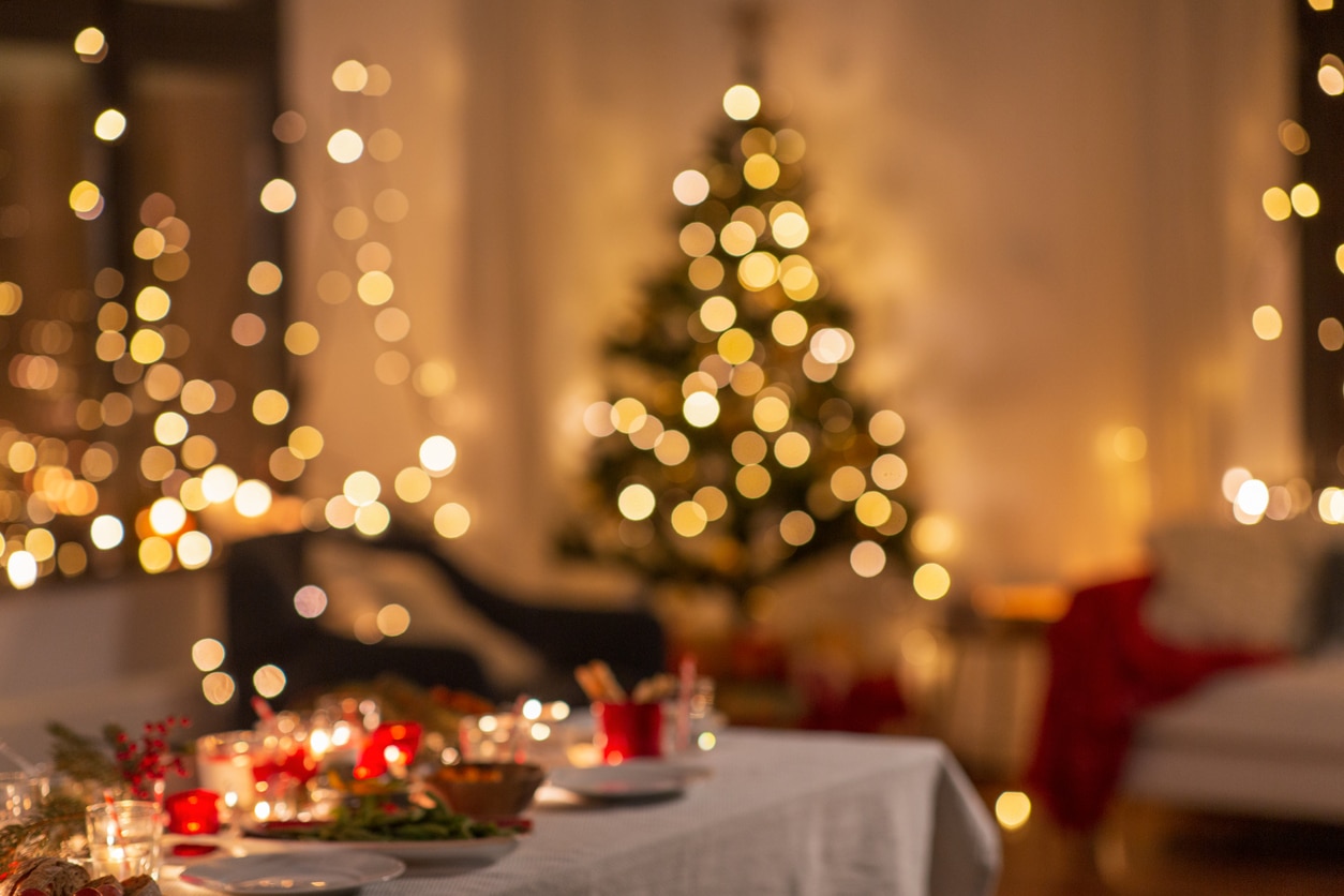 Mesa de Navidad con iluminación ambiental