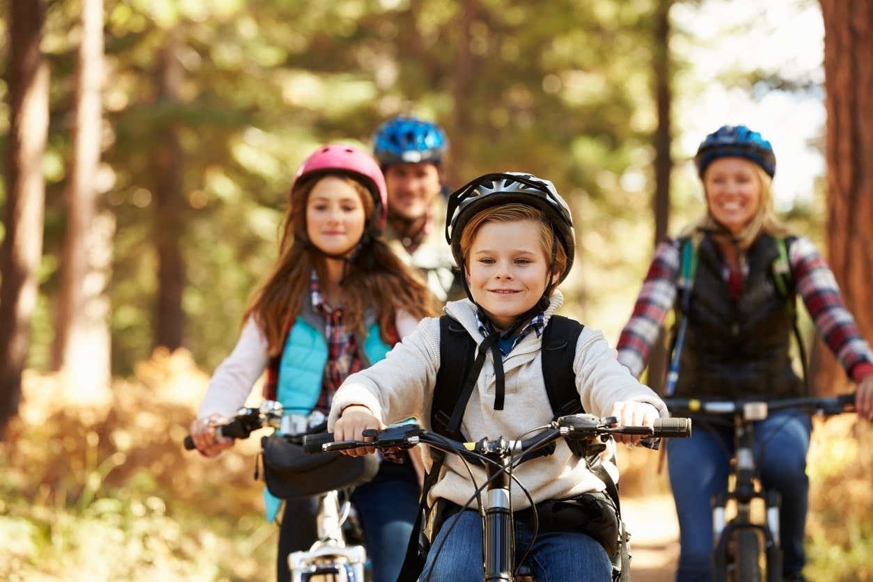 Los especialistas en el corazón recomiendan practicar ejercicio en familia