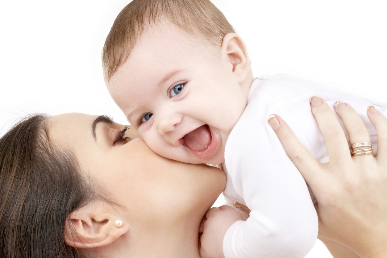 La felicidad de la madre previene el cólico en los bebés