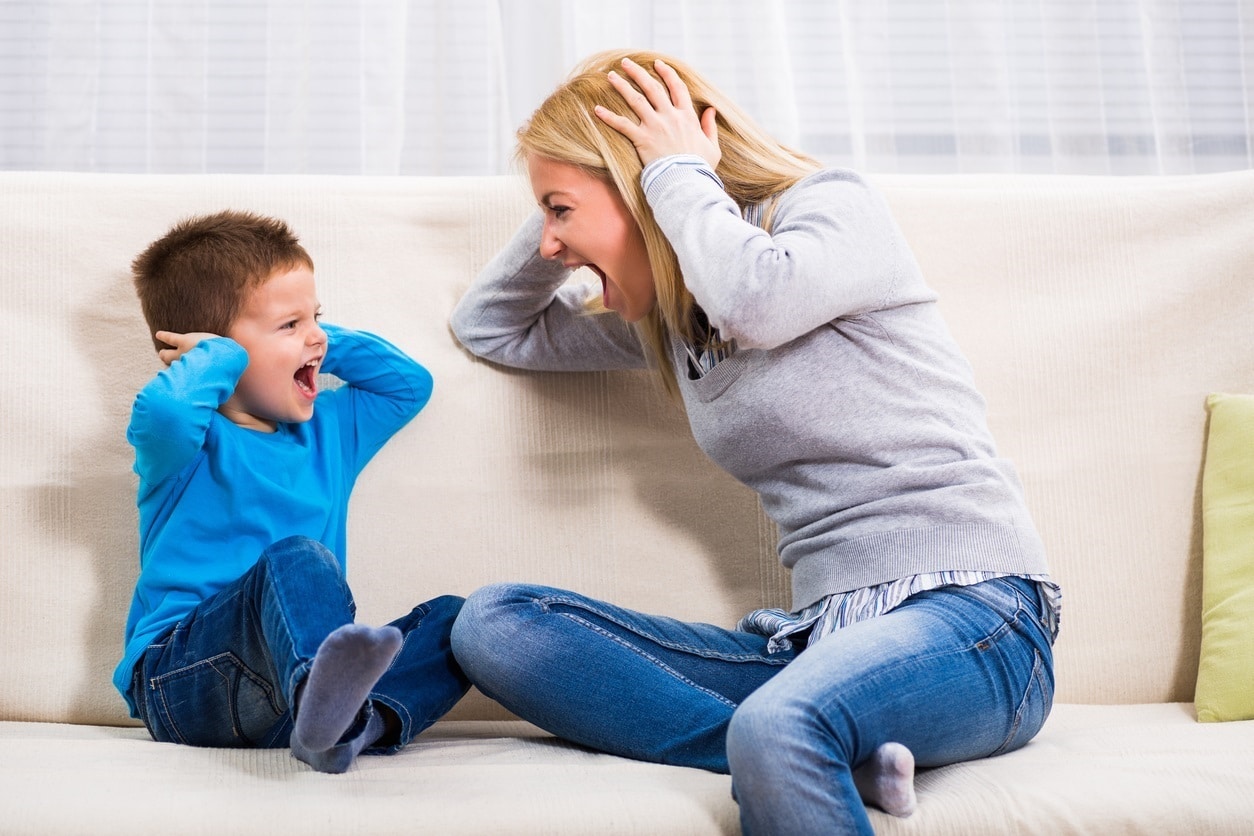 Cómo mantener la calma en las discusiones con los niños