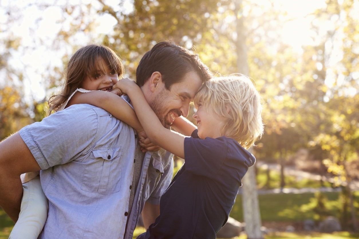 Cómo estar atento a lo que les ocurre a los hijos y saber ayudarles.