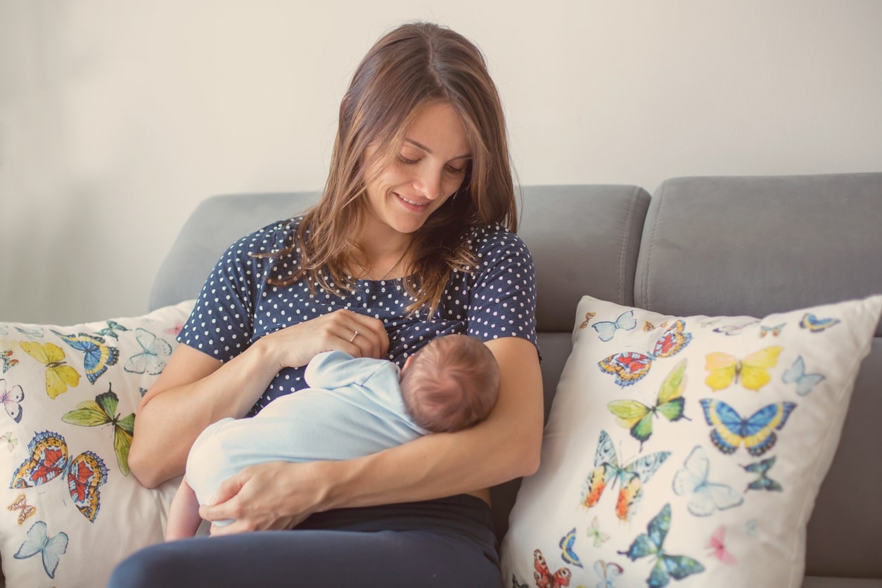 La lactancia es una herramienta válida para luchar contra el cáncer de mama.