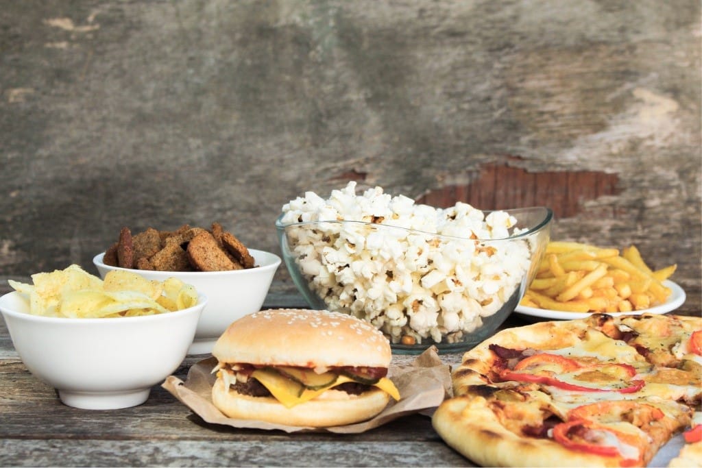 La publicidad de comida basura guarda una relación directa con la obesidad.