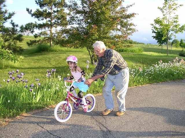 Cómo prevenir el estrés en familias multigeneracionales.