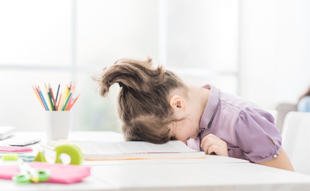 Los pediatras pueden ser unos grandes aliados a la hora de detectar porisibles problemas de salud que deriven en estancamiento escolar.