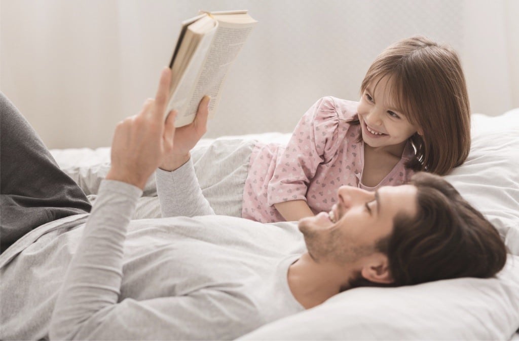 Un libro es el mejor regalo para el Día del Padre.