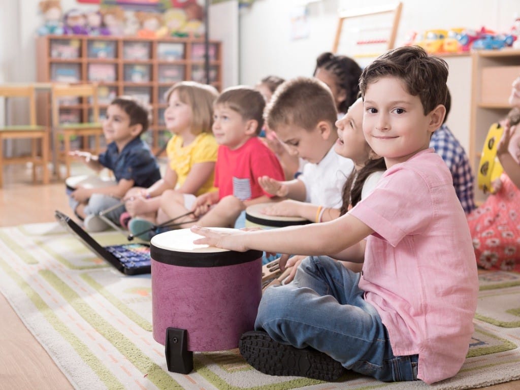 Son muchos los hitos importantes que vivirán tus hijos durante su paso por las aulas.