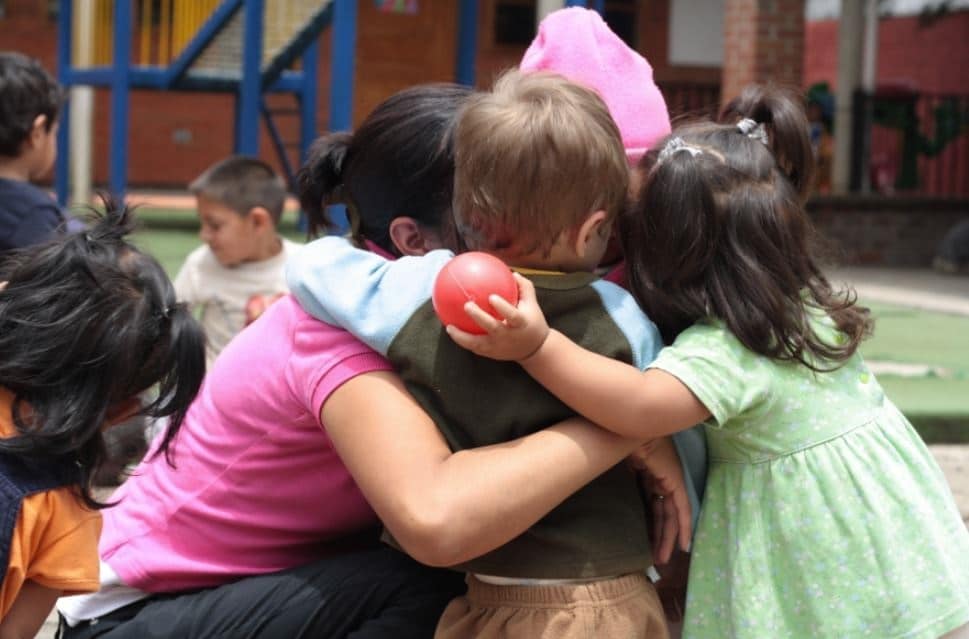 Frente al acoso escolar, educa en valores