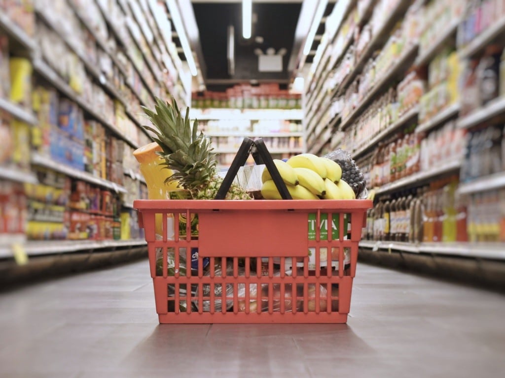 La mejora del menú en casa comienza por una cesta de la compra saludable.