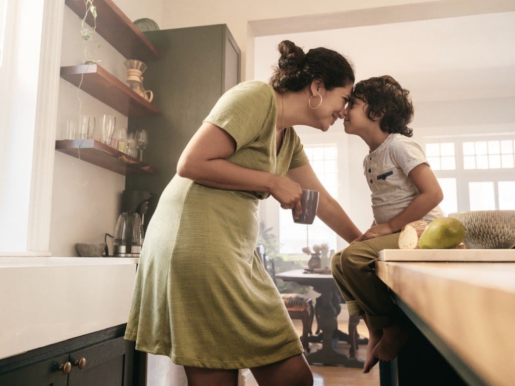 La familia es uno de los ingredientes para la felicidad, según un estudio longitudinal de Harvard.