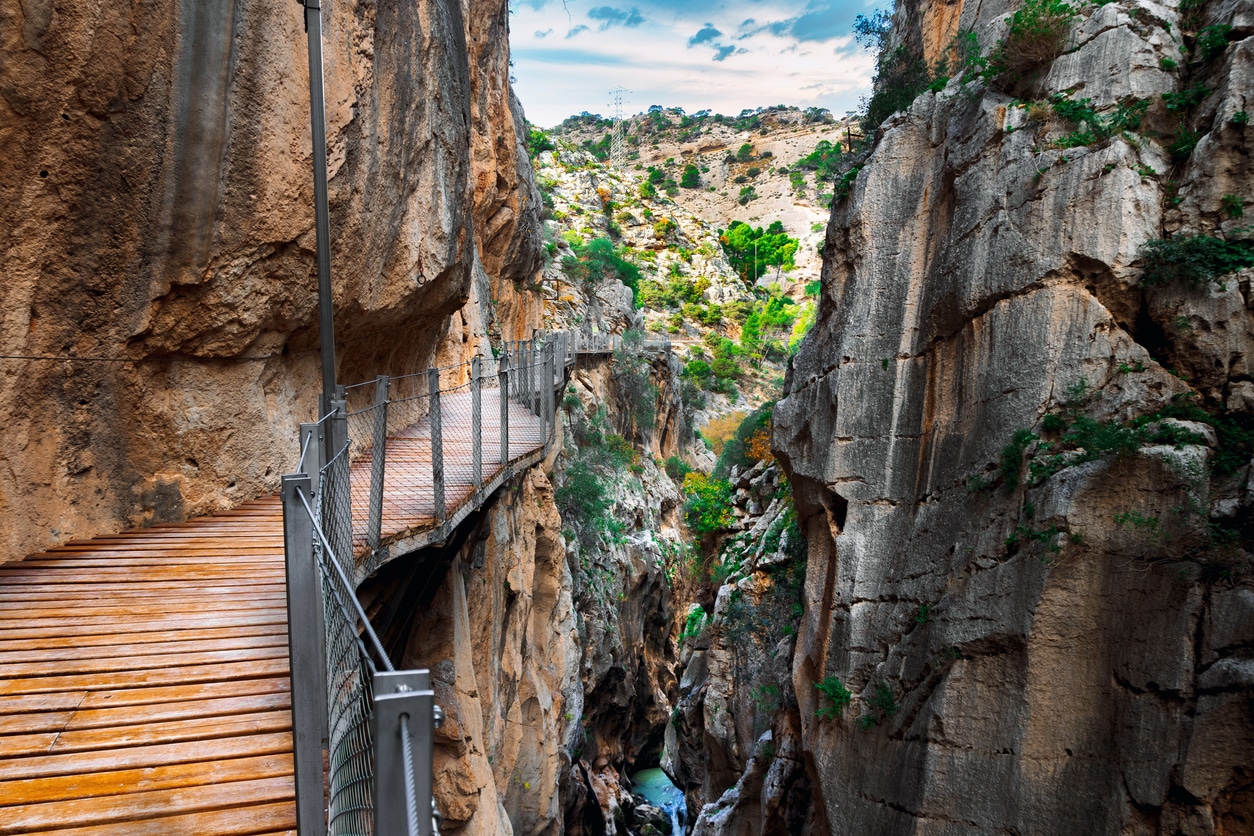 Caminito del Rey pasarela en desfiladero