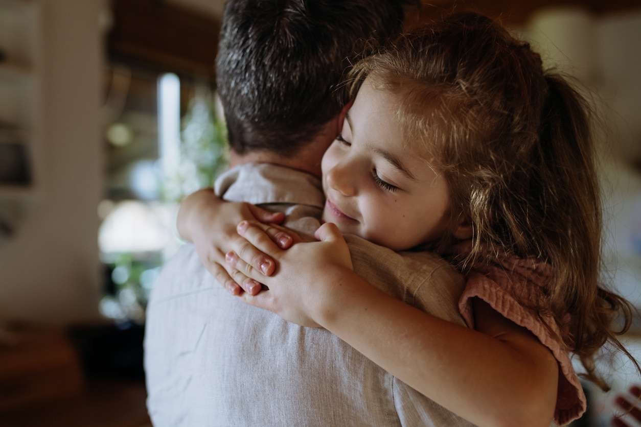 secretos que todo padre debe conocer para educar hijas felices