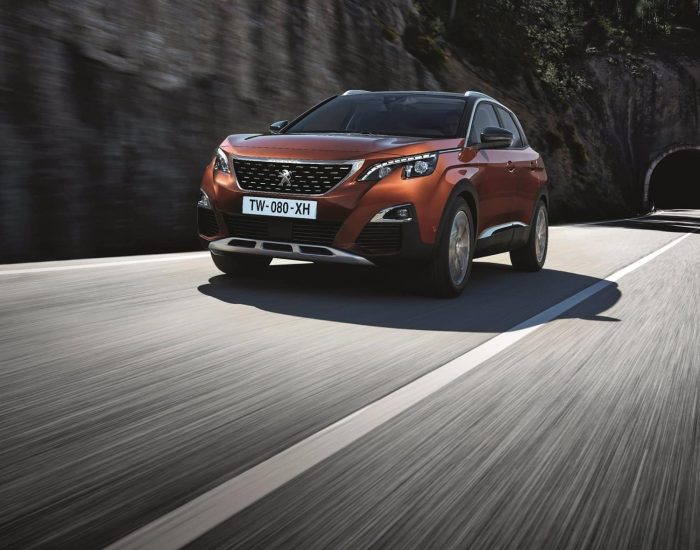 29/09/2016 El nuevo Peugeot 3008: ¿a qué huele tu coche? Tres fragancias a alegir
SOCIEDAD
PEUGEOT