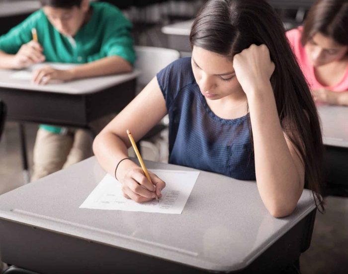 15/06/2018 Al entender que los modelos de examen de selectividad son distintos en las diversas comunidades autónomas de España, nace una petición para hacer homogéneas estas pruebas de acceso a la universidad.
SOCIEDAD
ISTOCK