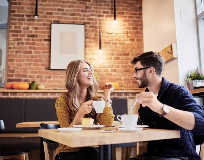 16/07/2019 Qué hacer para triunfar en una primera cita.

el fenómeno de las "primeras citas", en las que dos desconocidos se encuentran con la esperanza de que surja el amor, es cada vez más común, y del éxito o fracaso de ese primer encuentro puede depender el futuro sentimental de esas dos personas.

SOCIEDAD
ISTOCK