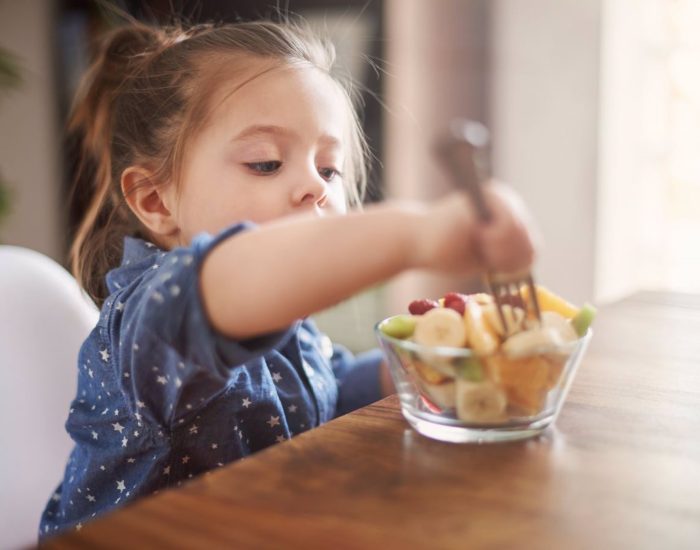 10/02/2021 Cómo fomentar que los niños coman fruta.

eterna pelea de los niños con las frutas y verduras. Es difícil encontrar un niño que le guste comer fruta por sí solo.

SOCIEDAD
ISTOCK