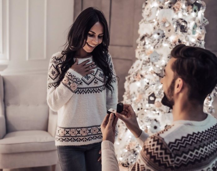 16-12-2021 Diciembre, un mes mágico para las pedidas de mano
SOCIEDAD
ISTOCK