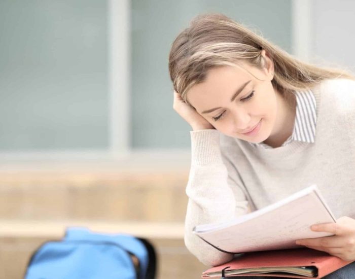 23-03-2022 La gran presión del bachillerato para los adolescentes.

carrera de a fondo que comienzan al acabar secundaria les exige en bachillerato un esprint final que a muchos jóvenes les genera un gran estrés.

SOCIEDAD
ISTOCK