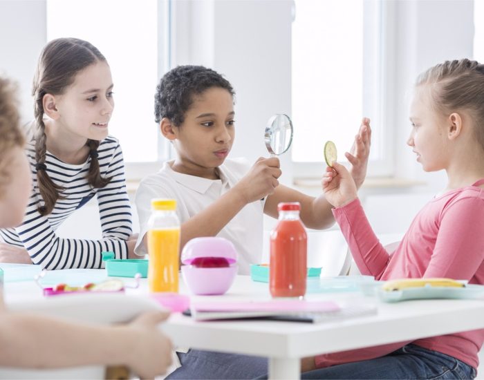 07/04/2018 Las claves de la educación por proyectos: principales beneficios.

la curiosidad de los estudiantes es la mejor manera de fomentar su motivación en los estudios. Por ello, son muchos los colegios que han optado por un método en el que los alumnos, con el apoyo de los docentes, son los verdaderos protagonistas de su aprendizaje. ¿Cómo? A través de la realización de proyectos.

SOCIEDAD
ISTOCK