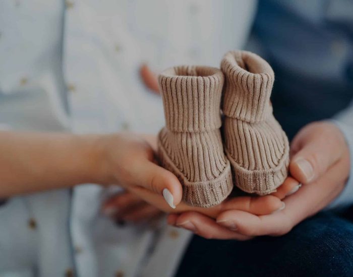 19/01/2024 Nombres para niños y niñas, ¿importa el significado?.

elección de un nombre para un niño o niña es una tarea emocionante y llena de significado para muchos padres. A menudo, nos dejamos llevar por la musicalidad o la estética del nombre sin prestar mucha atención a su significado. Sin embargo, hay ocasiones en las que la belleza aparente de un nombre esconde un significado que podría resultar sorprendente o incluso menos agradable.

SOCIEDAD
ISTOCK