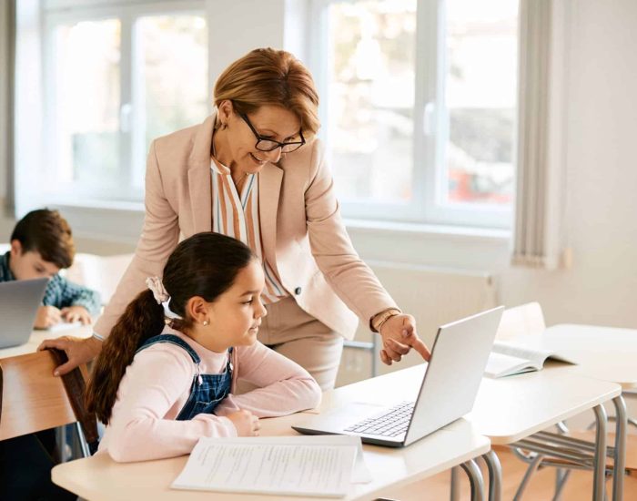 24/10/2021 ¿Qué se aprende en Ciudadanía Digital?
SOCIEDAD
ISTOCK