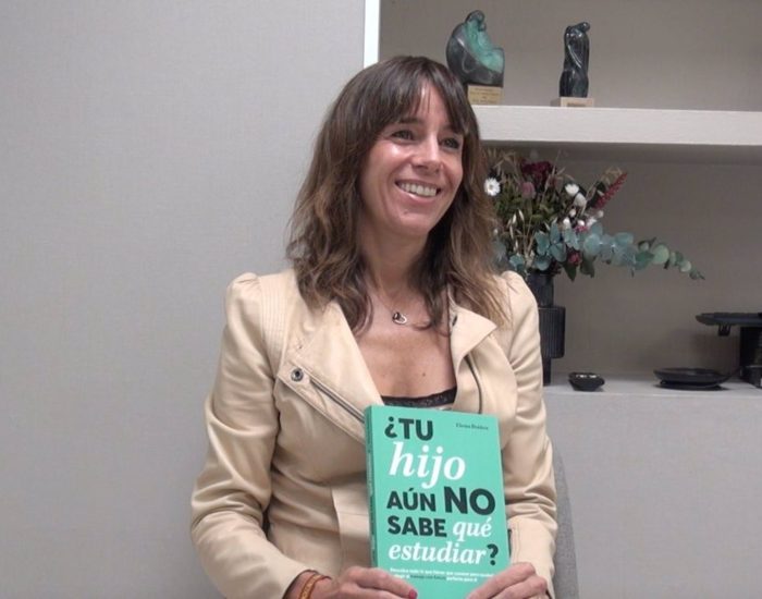 03/04/2024 Las habilidades de un buen profesional.

hijo no sabe qué estudiar? ¿Qué se pide ahora a un buen profesional? Nos lo cuenta Elena Ibañez, CEO de Singularity Expert, una start up que ayuda a los jóvenes a elegir su futuro laboral.

SOCIEDAD DEPORTES
HACER FAMILIA (Hacer Familia)