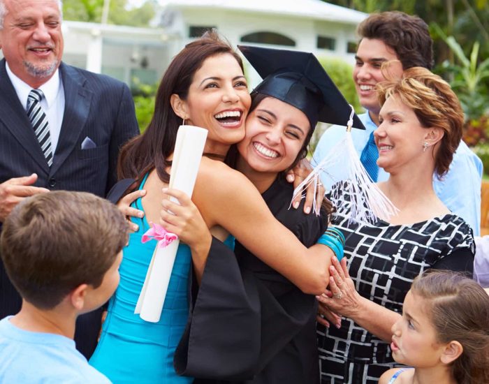 06/06/2014 Graduación: ¡por fin llegó el día más esperado!.

de años de arduo trabajo, dedicación y determinación, la graduación está aquí. Para muchos, este momento marca el final de una importante etapa en sus vidas y el comienzo de un nuevo capítulo lleno de oportunidades y desafíos emocionantes.

SOCIEDAD
ISTOCK