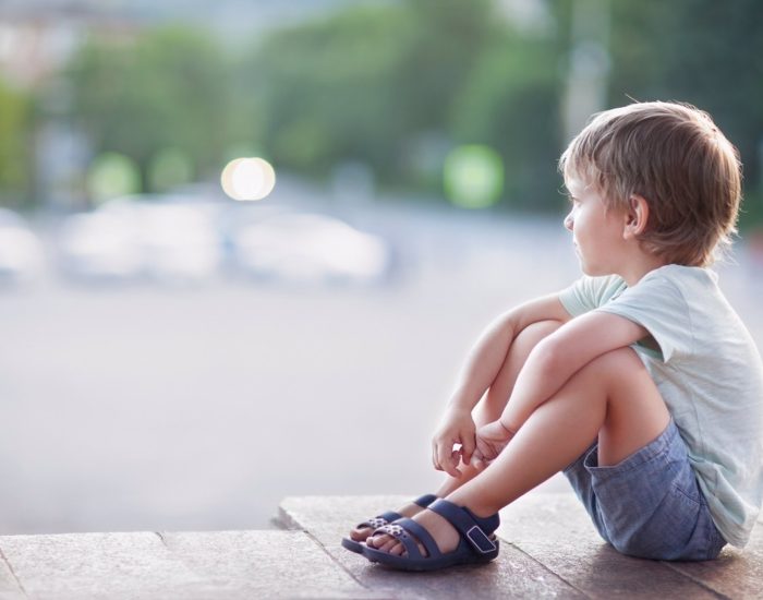 21/08/2022 Deja que se aburran: beneficios del aburrimiento en verano.

la era digital actual, los niños tienen acceso a una cantidad casi infinita de entretenimiento a través de dispositivos electrónicos. Sin embargo, el aburrimiento, a menudo visto como algo negativo, puede tener numerosos beneficios para su desarrollo. Este artículo explorará los beneficios del aburrimiento en los niños y proporcionará ideas creativas para que los pequeños no se aburran durante el verano.

SOCIEDAD
ISTOCK